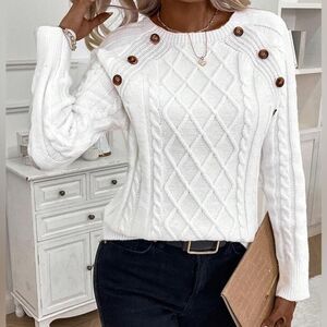 Elegant White Cable Knit Button-Detail Sweater Size S